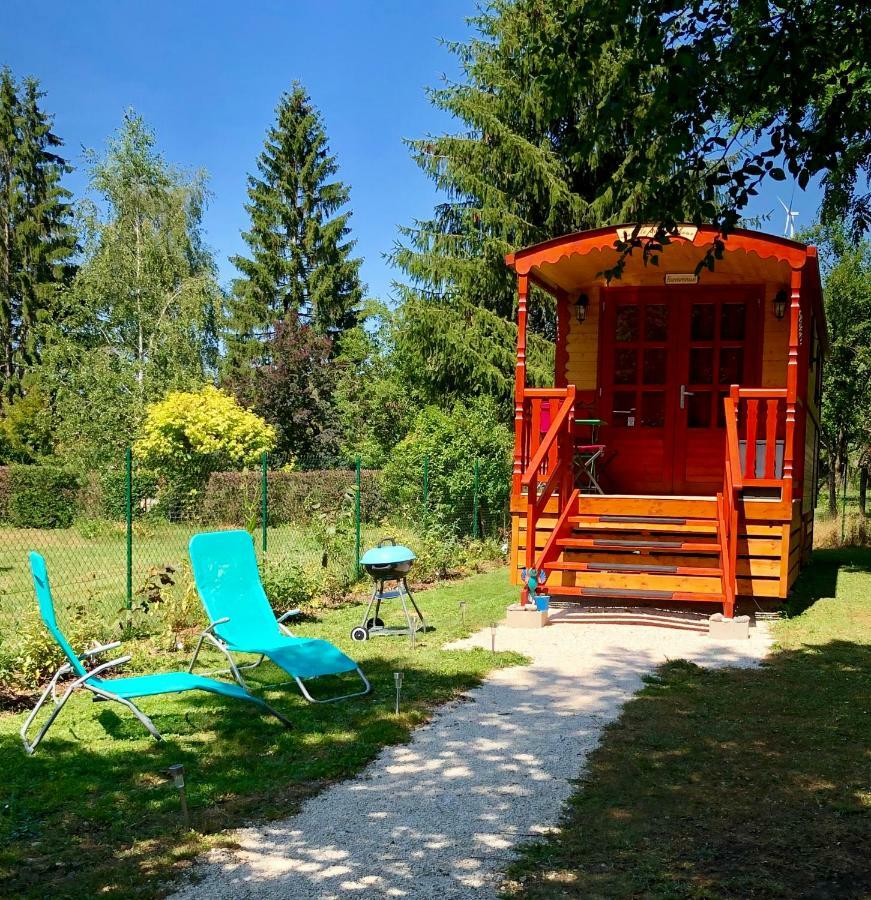 Gîte Roulotte - La clé du bonheur Orve Exterior foto